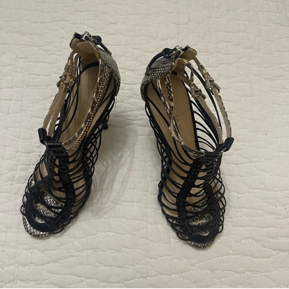 L.A.M.B. Black Strappy Sandal for Women - Picture 2 of 3